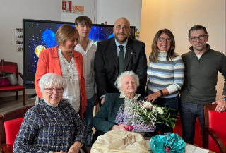 Novara – Festa grande alla Pia Casa per i 103 anni di nonna Gigia