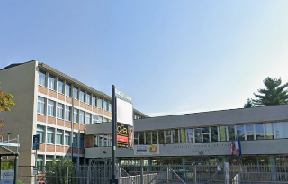 Novara – Evacuato l’istituto “Mossotti” per un sospetto ordigno: era un falso allarme